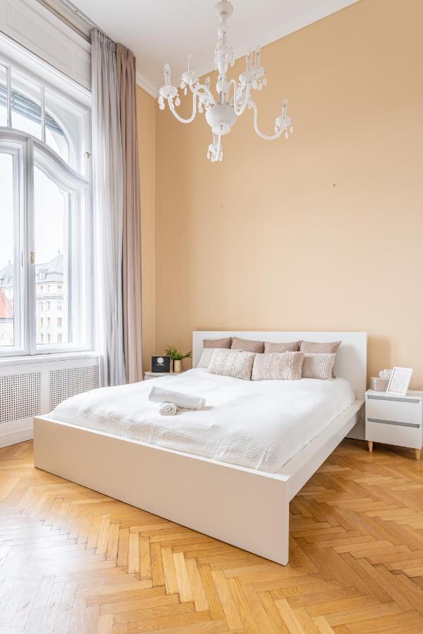 Matilda Luxury Suite Apartment Budapest Exterior foto